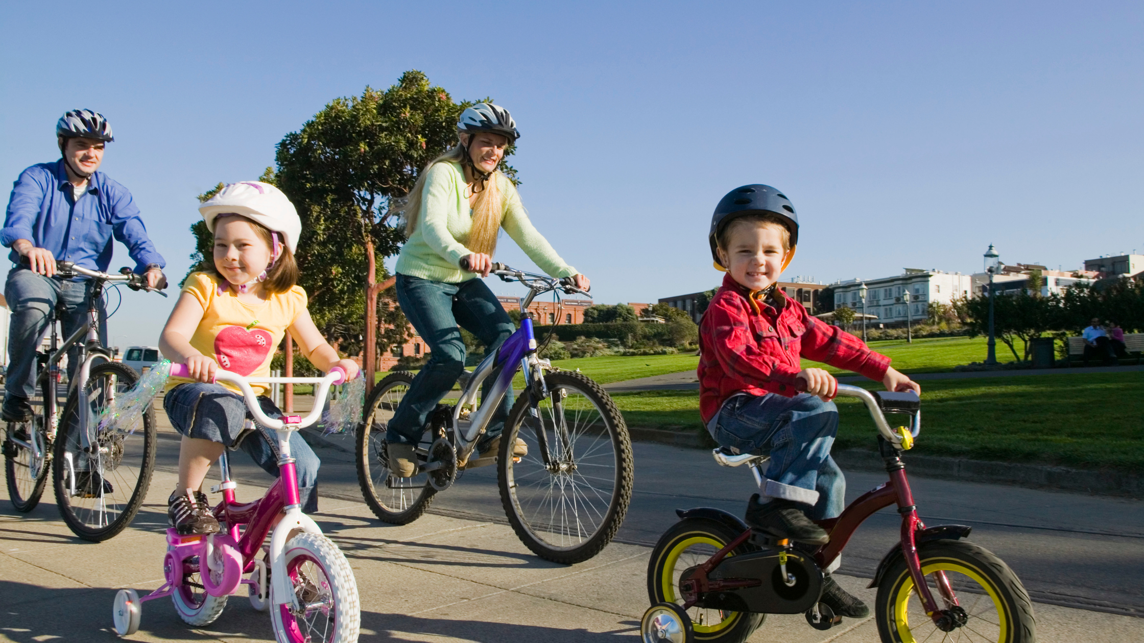 Monta en bicicleta