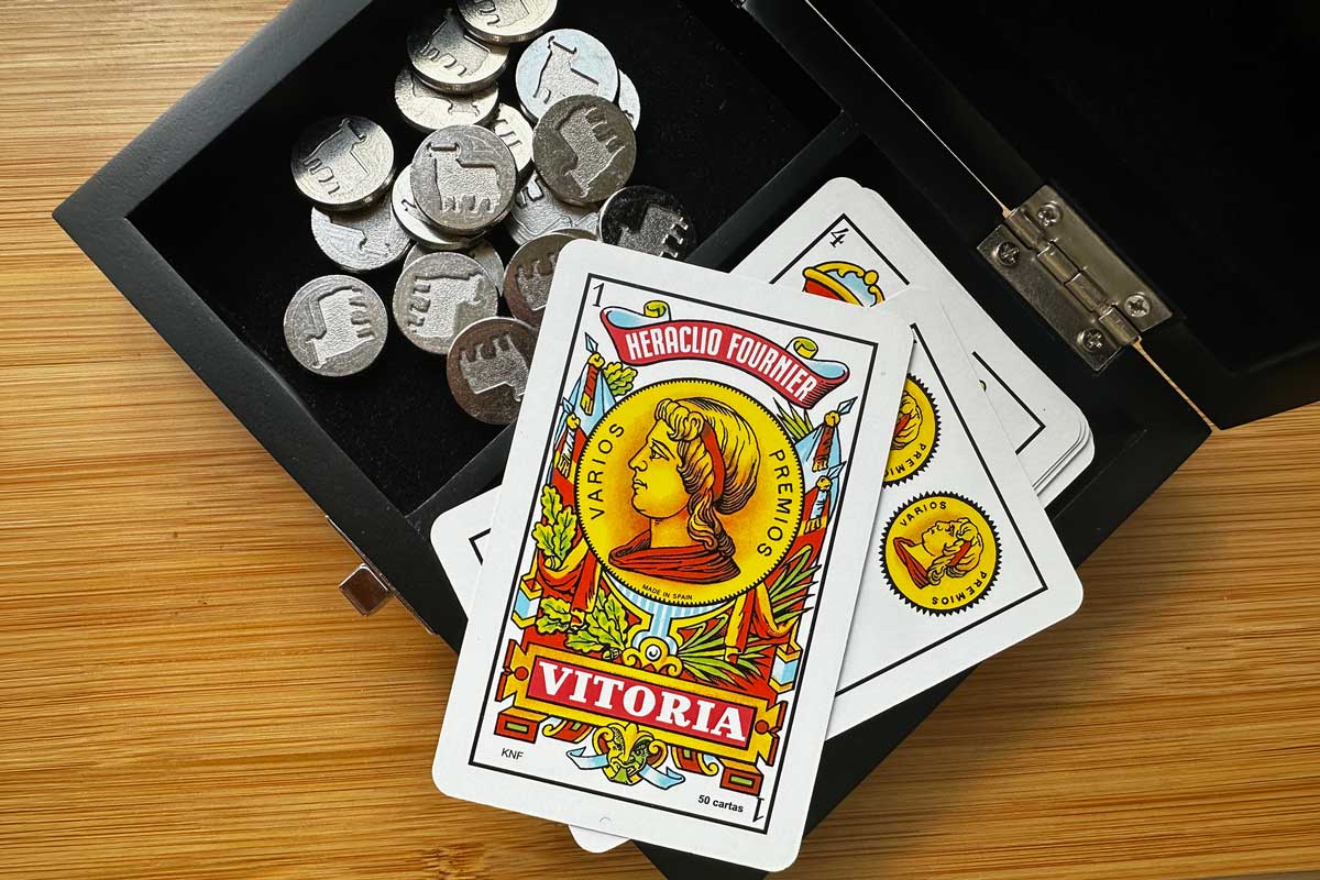 Conoce los cuatro lances y los envites para jugar al mus